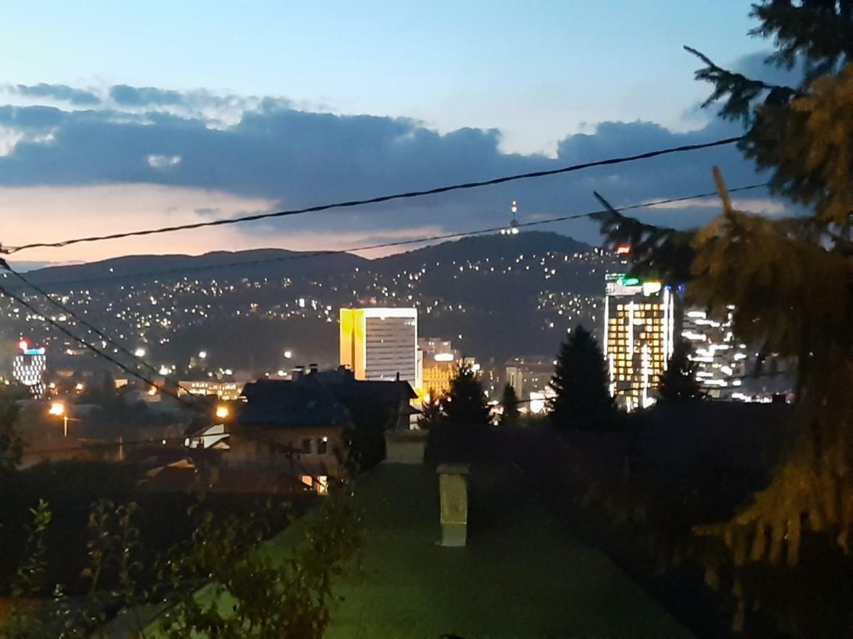 Guesthouse Hill SJJ Buitenkant foto